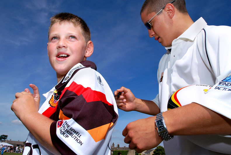 Bradford Bulls RLFC community event autograph signing