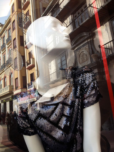 Mannequin reflection